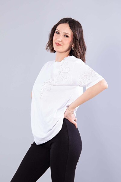 Mckanzie 2008 Leaf Stone O-Neck T-Shirt