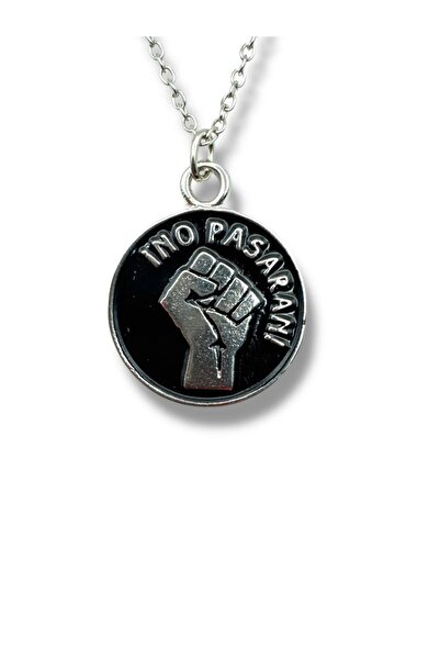 Herşey Nota Black Unisex Necklace with the Phrase'No Pasarán' (They Shall Not...