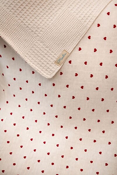 Mavira Baby Çift Taraflı Müslin & Waffle Çok Amaçlı Bebek Örtüsü – Kalp Desenli
