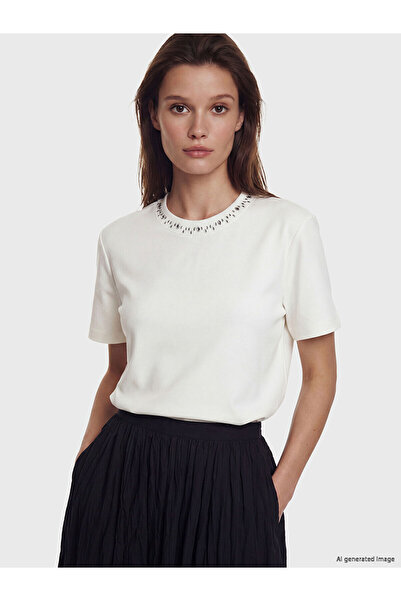 LC Waikiki Nevavm Women's T-Shirt with Oval Collar and Stones