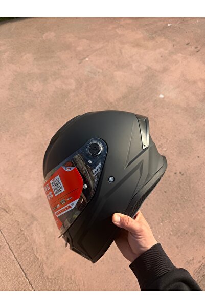 MT Stınger 2 mat siyah kapalı kask