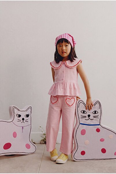 Magu Kız Çocuk Pamuklu Pembe Bebe Yaka Kalp Cep Detaylı Bluz Pantolon Takım