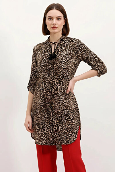 Generic Brand Ženska tunika sa vezanim ovratnikom, leopard uzorkom i prugama,...