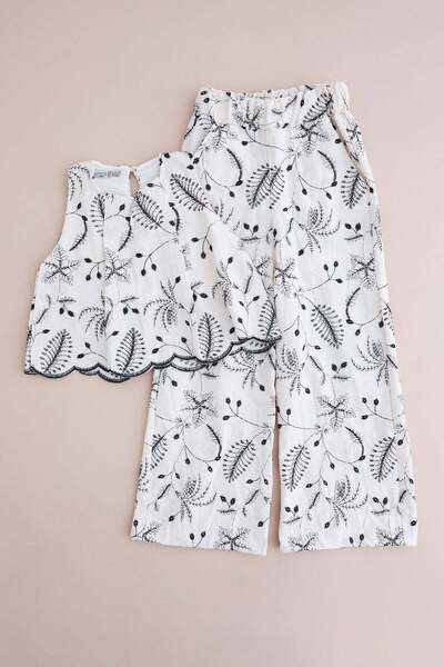 Fulla Moda Leaf Embroidered Pleated Girls' 2-Piece Set