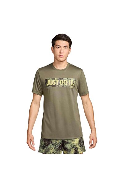 Nike Bărbați& # x27;s Tricou de fitness cu mânecă scurtă Dri-FIT L