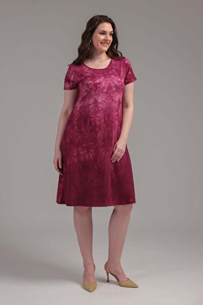 Madwilo Women's Burgundy Batik Painting Plus Size Stretchy Midi Dress