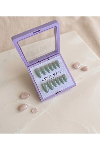 Louesse Beauty LOUÉSSE BEAUTY BASIC Sage Green Takma Tırnak Seti