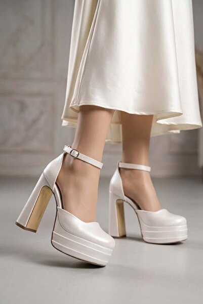Beety 26by222.804 Women's Platform Shoes