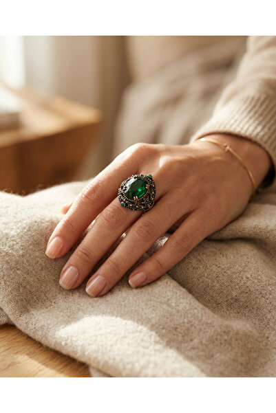Dorvina Bronze Vintage Women's Ring Authentic Copper Jewelry Green Stone Zirc...