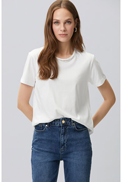Network Beyaz Yakası Taşlı T-shirt
