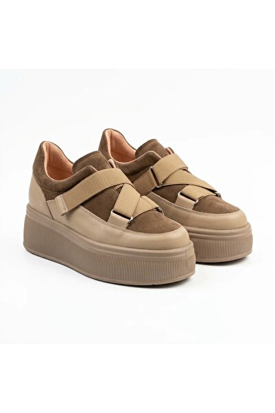 KOLARIS Women's casual shoes made of genuine leather