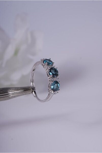 Aksesuaring 5mm London Blue Topaz Üçtaş Gümüş Yüzük