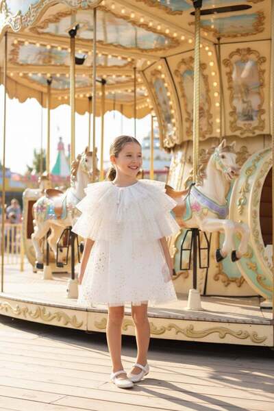NAFASH White Gimmah Dress and Stars