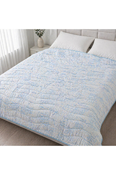 Kotonia Home Double bed coverlet quilted by stitching, size 200x230 cm, sky b...