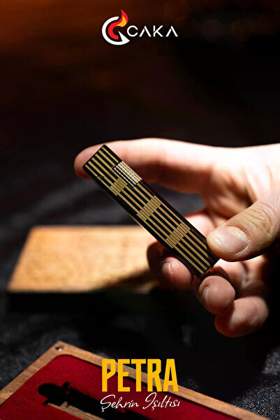 caka lighter Petra Black Gold Benzinli Çakmak - CKL-056