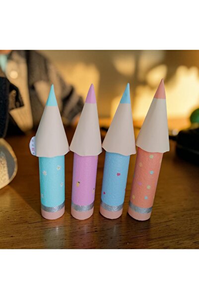 Yıldız İskandinav ✏️   Set of 4 Decorative Pen Ornaments – Reading Day & Scho...