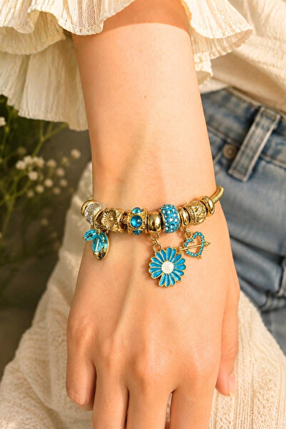 Daisy Charm Kadın Paslanmaz Çelik Kararmaz Papatya ve Kalp Charm Detaylı Kelepçe Bileklik
