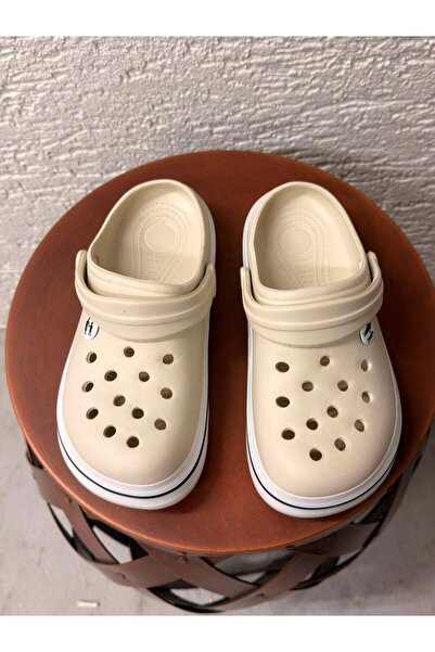 Beyond Unisex Beige Crs Closed Front Slippers 3cm Byndcrocs01
