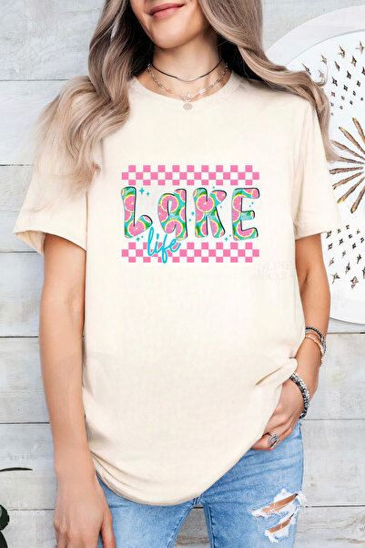 Sarah's Boutique Women's T-shirt – 100% cotton – Lake Life