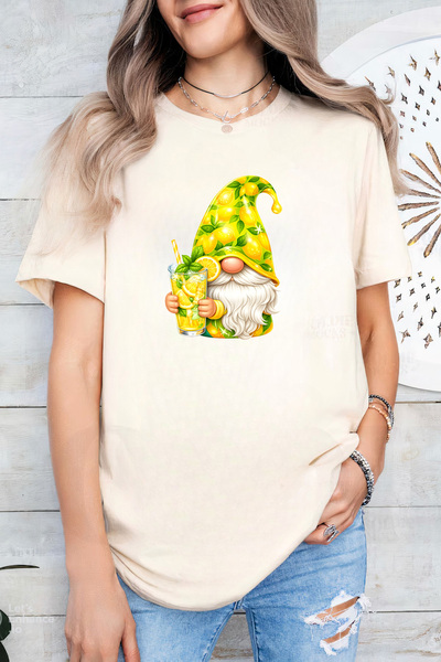 Sarah's Boutique Women's T-shirt – 100% cotton – Lemon Gnome