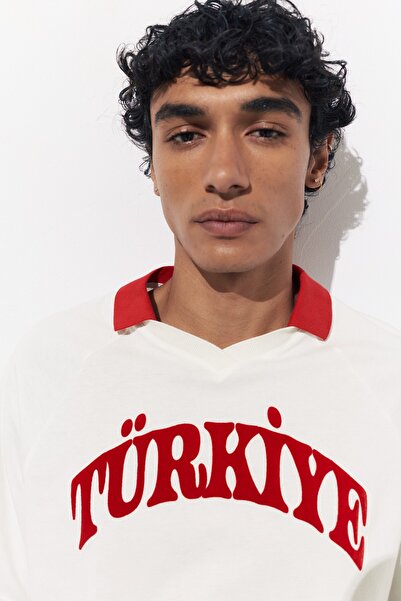 Pull & Bear Türkiye baskılı tişört