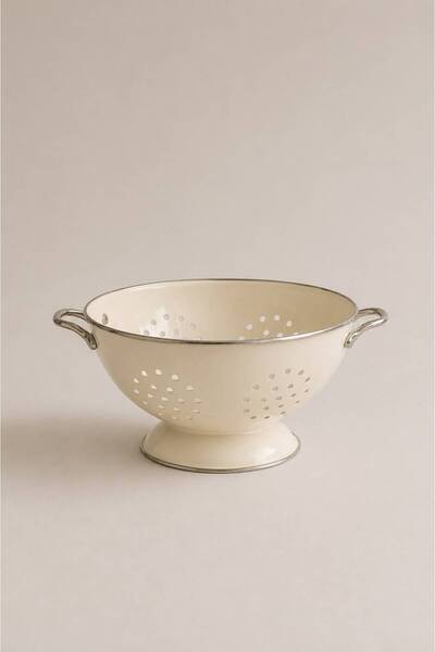 Yazz Atelier Metal Strainer & Fruit Bowl