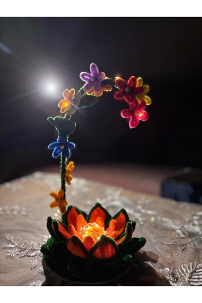 Lesa Flowers El Emeği Şönil Çiçekli Işıklı Gece Lambası - Sihirli Lotus Konsepti