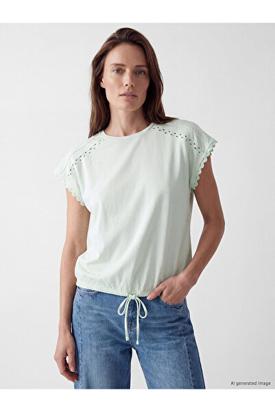 LC Waikiki Embroidered 100% Cotton Women's T-Shirt from Uzg Store for Style E...
