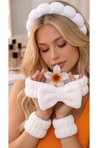 Bandana Premium Towel Fabric Spa 4-Piece Skin Care and Makeup Buckle and Wris...