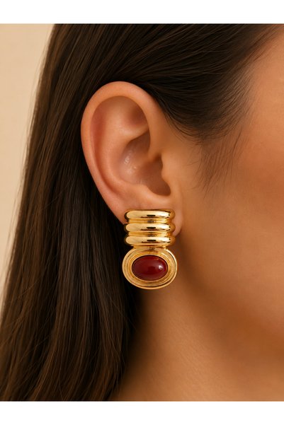ZEYNORA JEWELLERY أقراط نسائية بتصميم بيضاوي من الحجر الأحمر الداكن والذهب الصلب