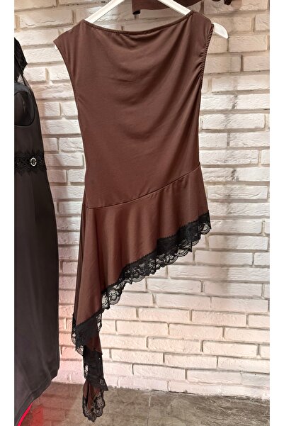 Butik A-simetrik bluz