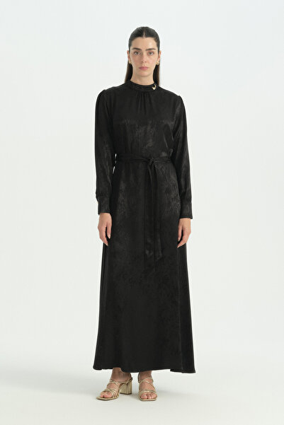 Nihan Jacquard Dress with Gathered Collar Detail and Brooch - Black