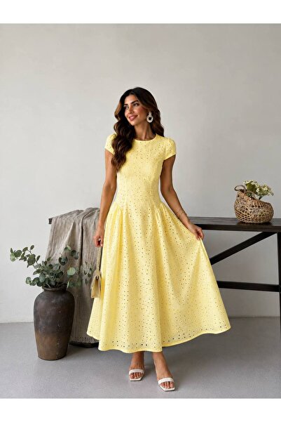 D'RECCY Scalloped Pleated Lace Long Dress