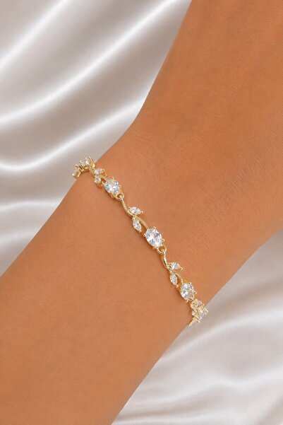 Clariss Brass Gold Color Zircon Stone Flower Model Women's Bracelet