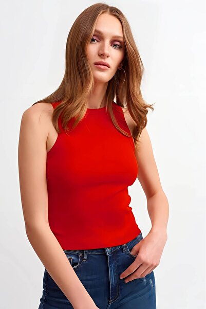 1way Sleeveless Top with a Comfortable Fit