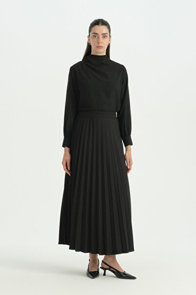 Nihan Pleated Skirt - Black