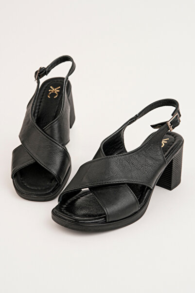 Madam Tarz Kcl-107 Genuine Leather Cross-Strap Sandals