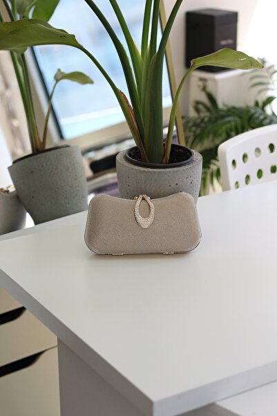 Moom Bag Kadın Gold Kilit Detaylı Zincirli Kasalı Abiye Çantası