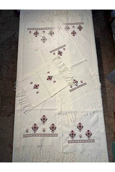 Vinezza Home Collection 4 Parça püsküllü etamin makinada işleme salon takımı