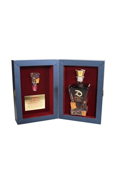 Aroma Divin Clark XXO, 70 de ani, 40% alcool, 0.7L