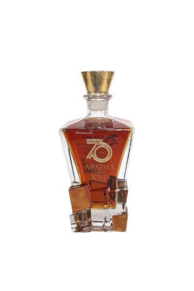 Aroma Divin Clark XXO, 70 de ani, 40% alcool, 0.7L