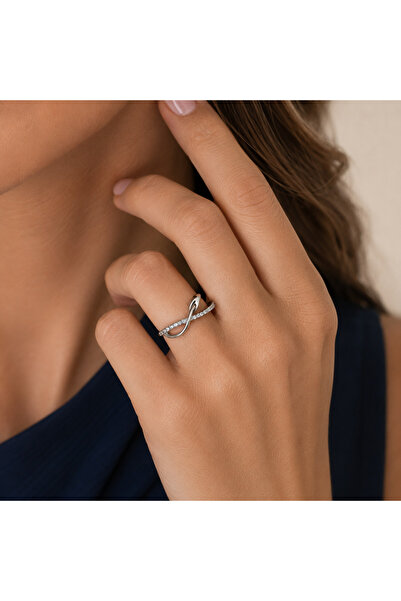 nerora Elegant Leaf Ring with Waterway Stones Silver Adjustable