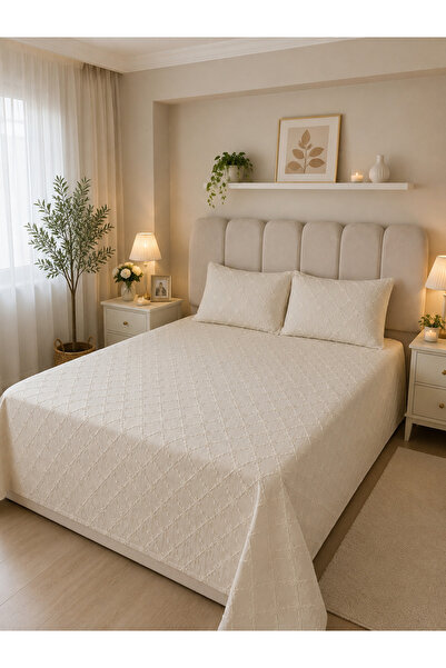 NINFA SOFT Süzene Nakışlı Pike ve 2 Adet Yastık Kılıfı