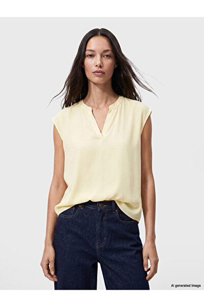 LC Waikiki Lcw Everyday Yellow Collared Women's T-Shirt
