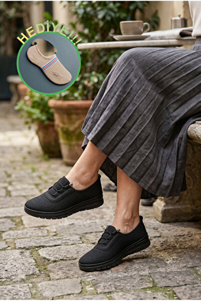 Wanetti Summer Comfortable Sole Women's Black Shoes + Socks Gift
