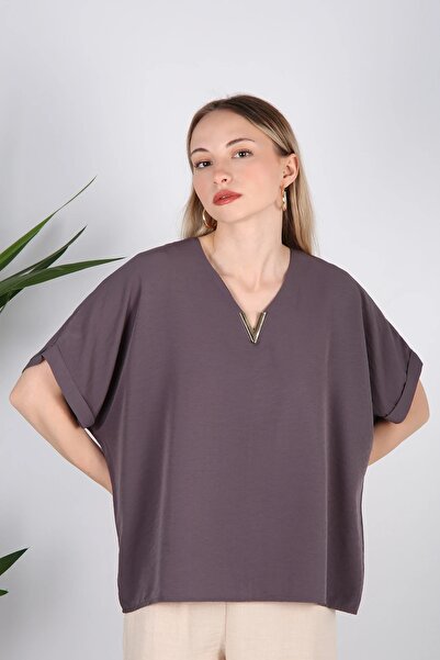 Veni Life Women's V-Neck Draped Woven Blouse with Accessory Detail
