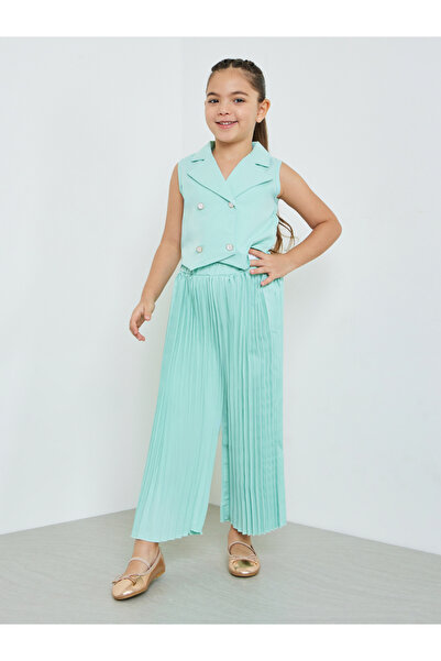 Styli Girls Green Sleeveless Waistcoat And Pleated Trousers Set