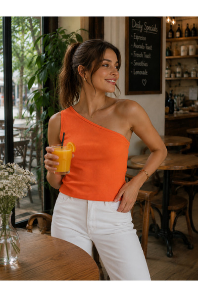 Feyece Tek Omuz Detaylı Kaşkorse Bluz Crop