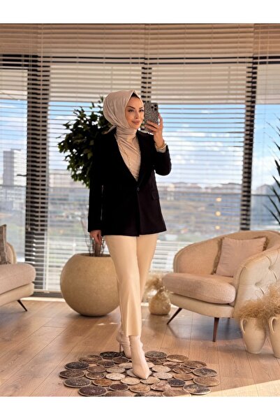 İkoll 35039 سترة أساسية ضيقة القصة باللون الأسود