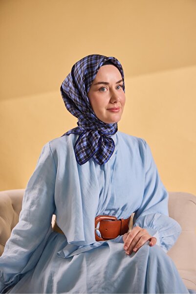 Silk Home وشاح حريري من التويل بنقشة مربعات باللون الأزرق الداكن